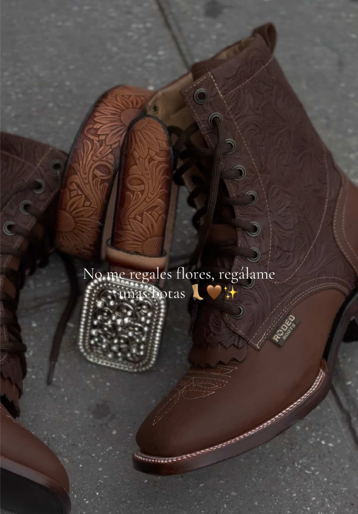 @AndaLuzBoots