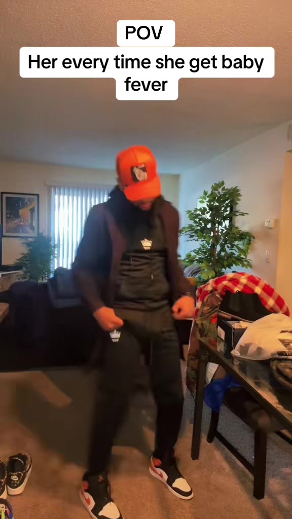 @guynextdoor__