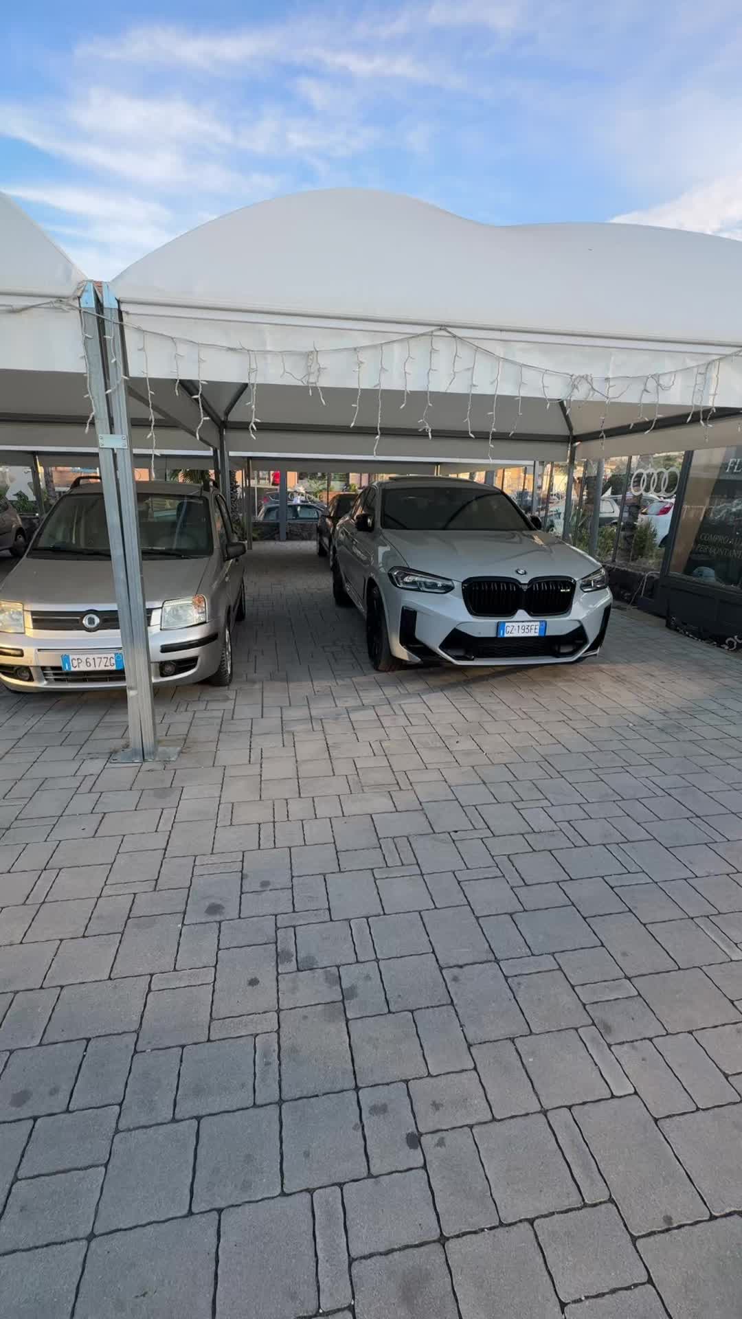 @Autosalone/Noleggio Florio