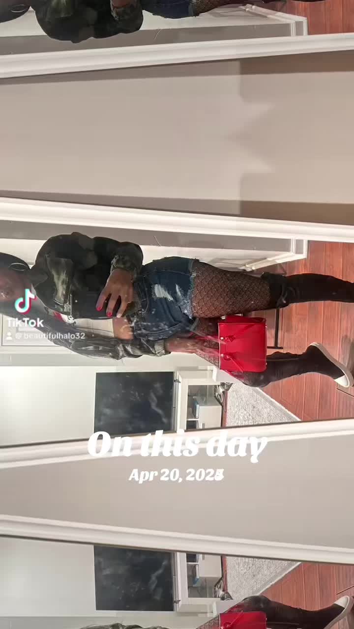 @Halo🥀💋