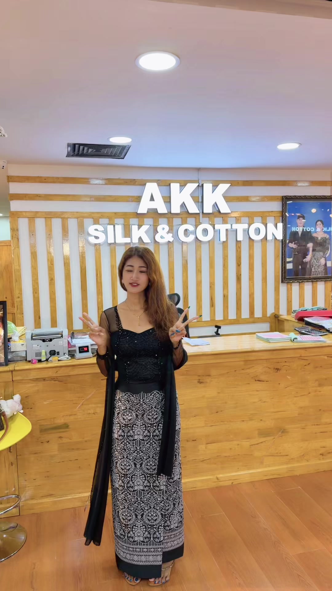 @Akk Silk (official account)