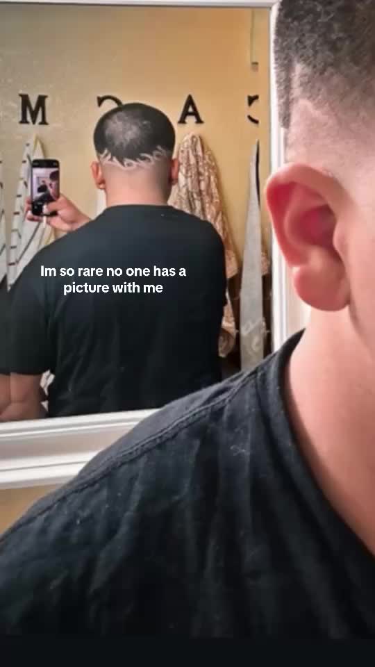 @ElRollie9