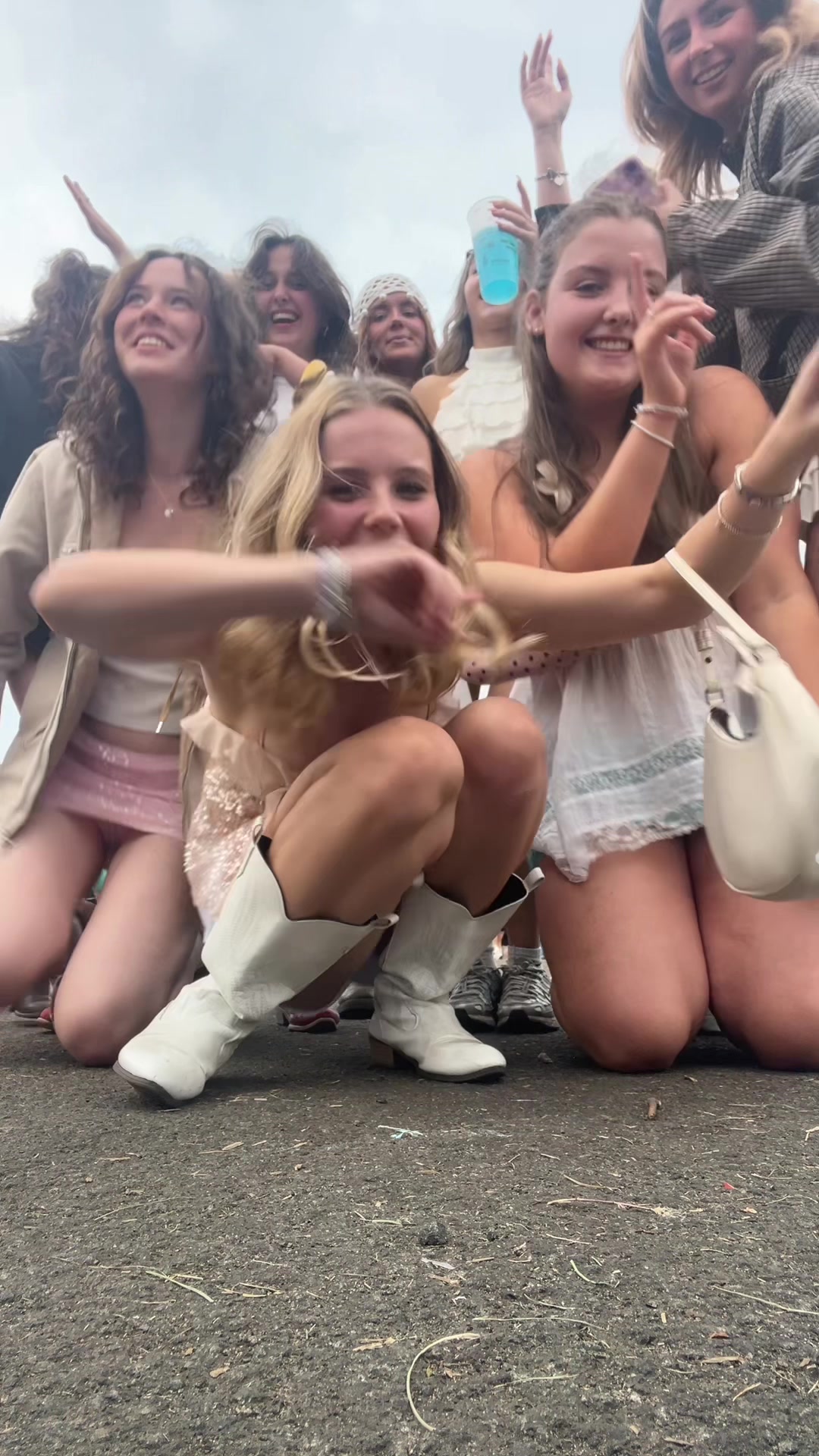 @pabginas🎉😹🏳️&zwj;🌈