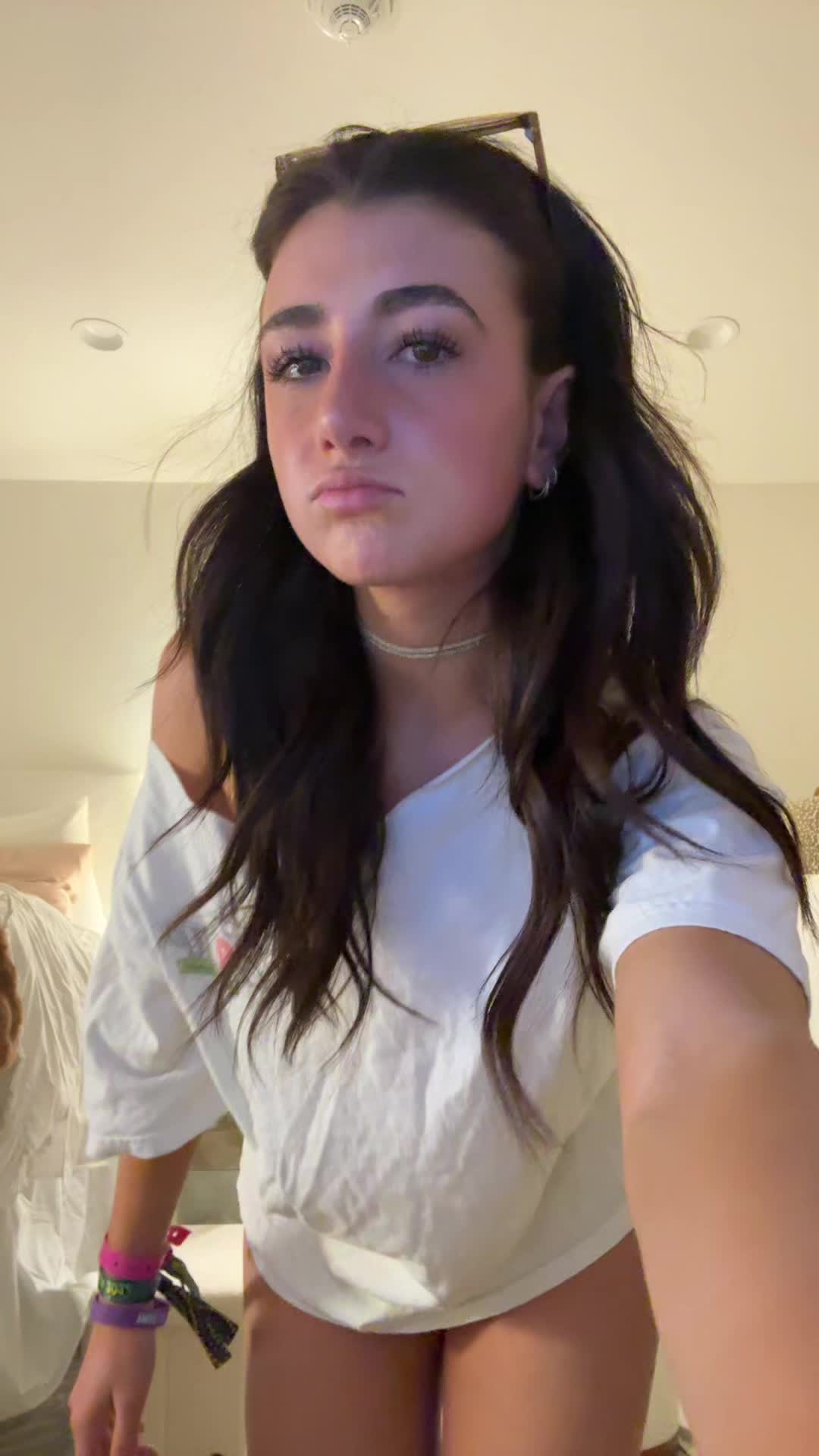 @Mia
