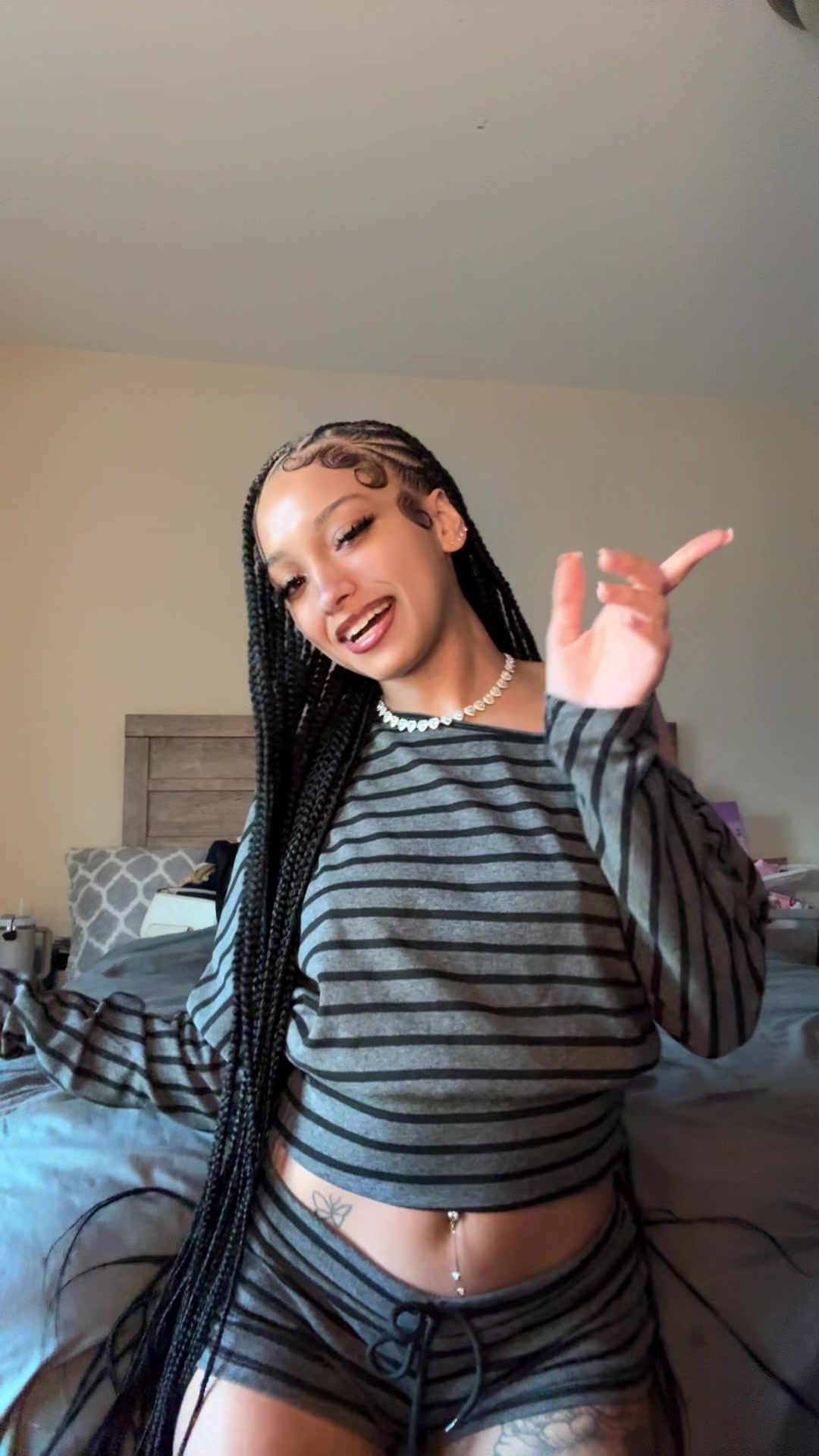 @Jas🫠