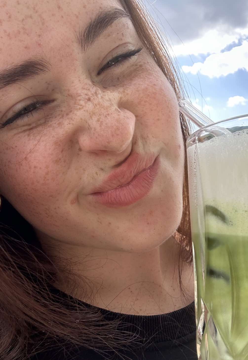 @𝐂𝐡𝐚𝐫𝐥𝐨𝐭𝐭𝐞 🥥🎀