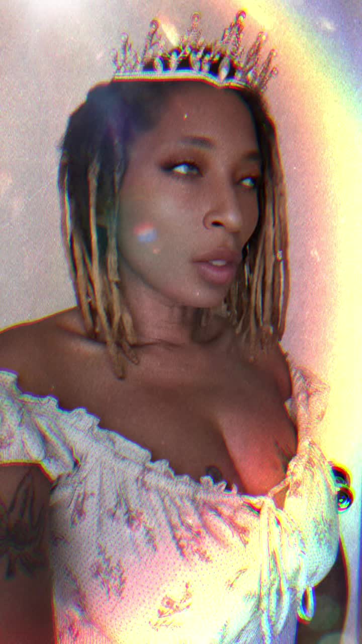 @Siren Goddess Dola 💎👑🌹🔥