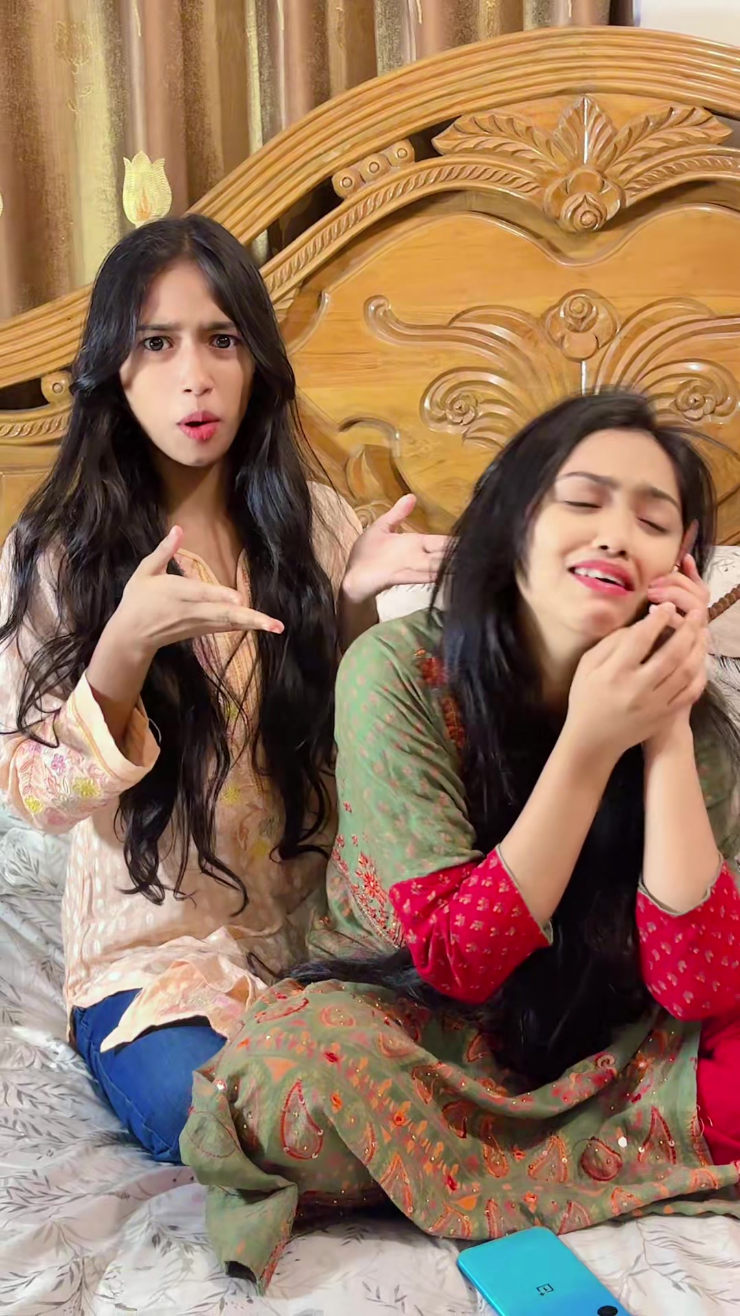 @Eva Khan