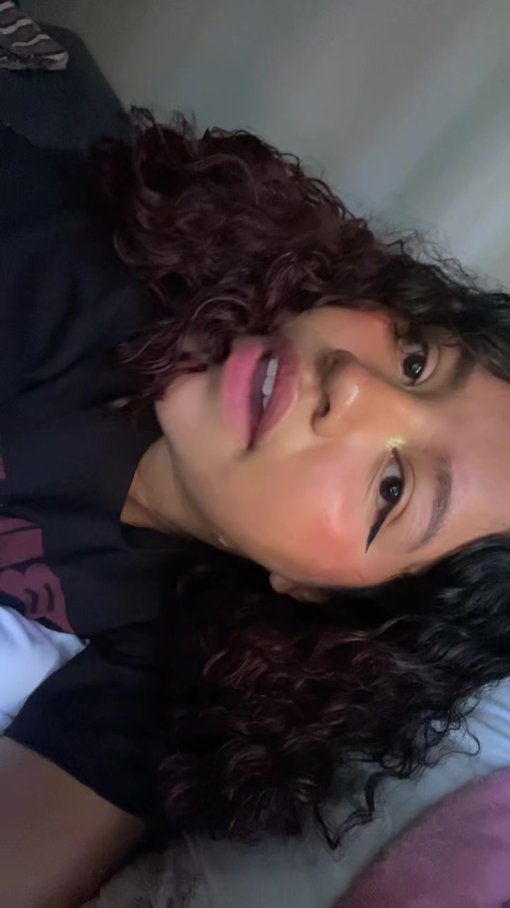 @Ariiiiii