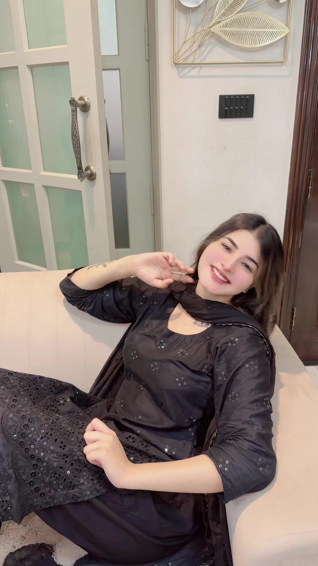 @Hayat Queen official 👑