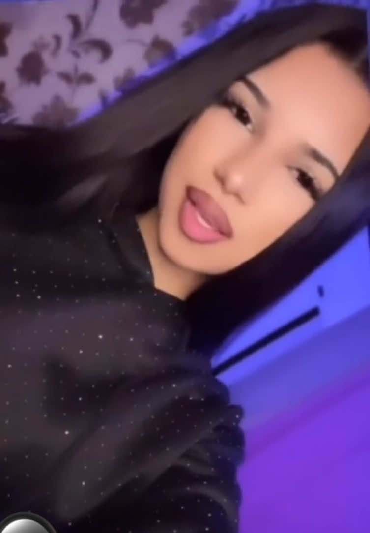 @Andreea.deea