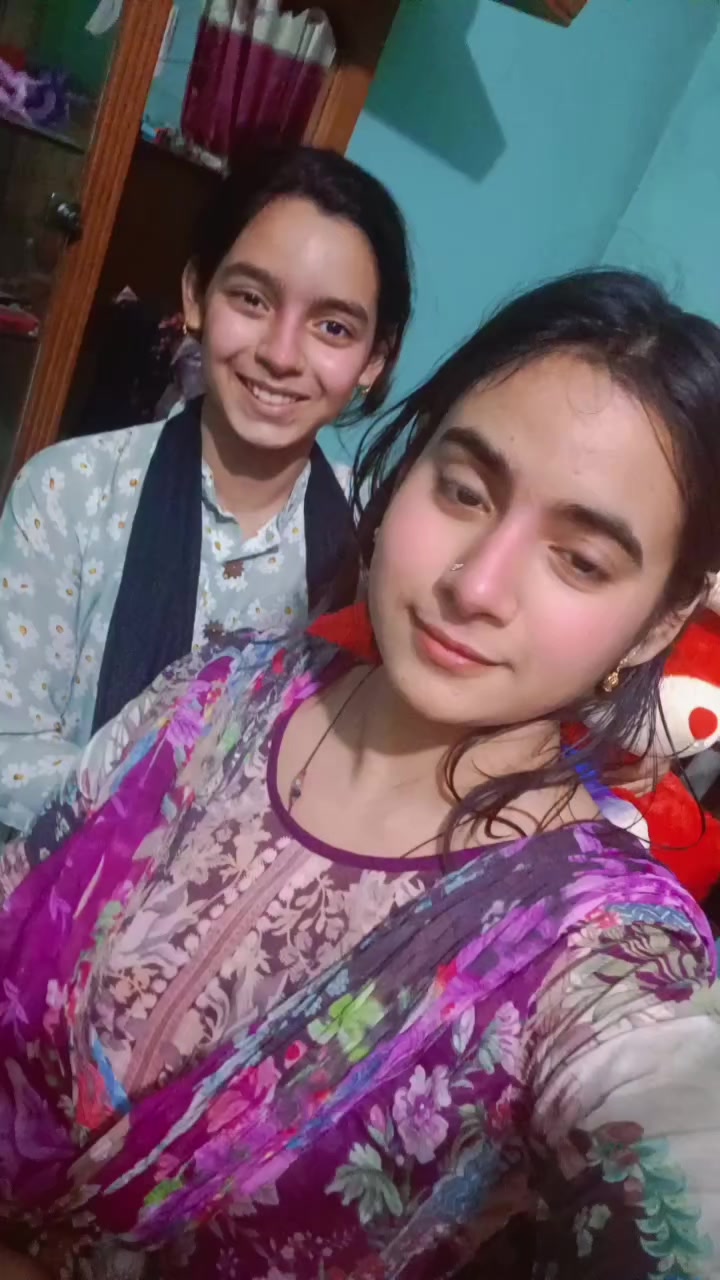 @Ayeshađ¸