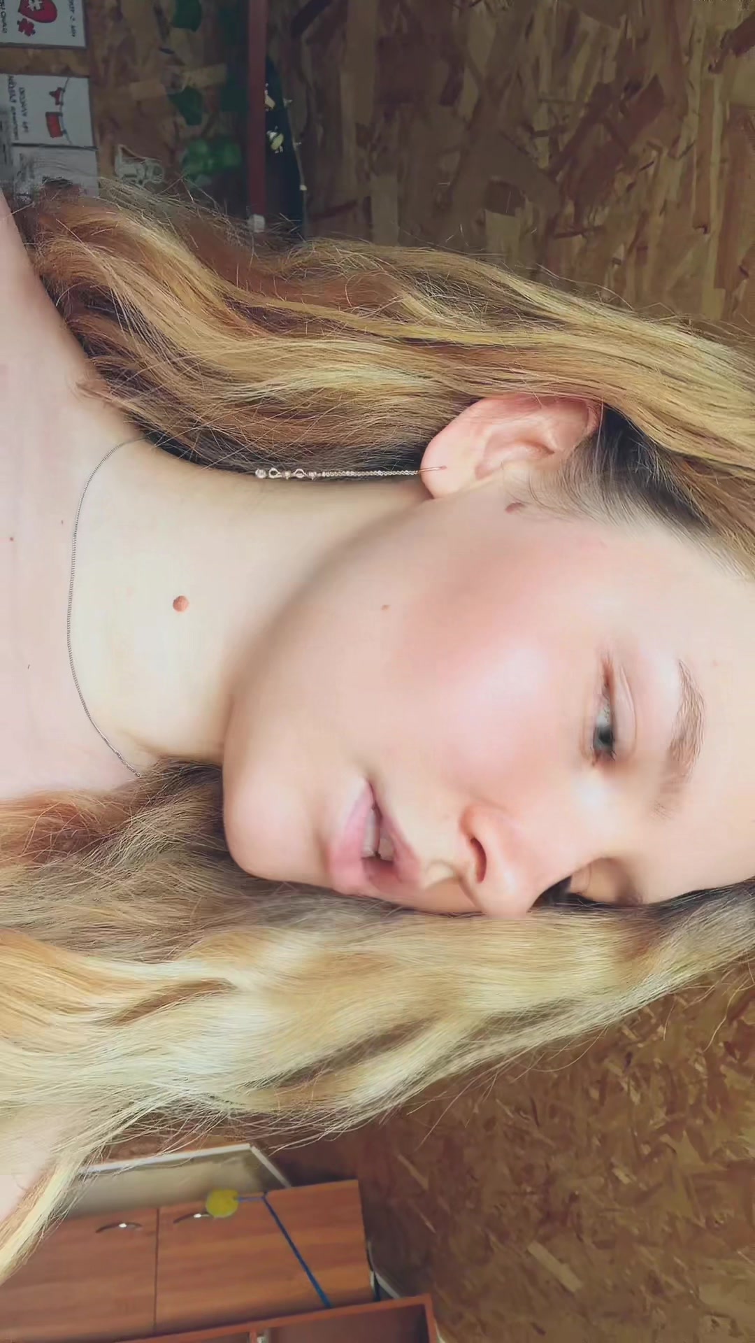 @veron_
