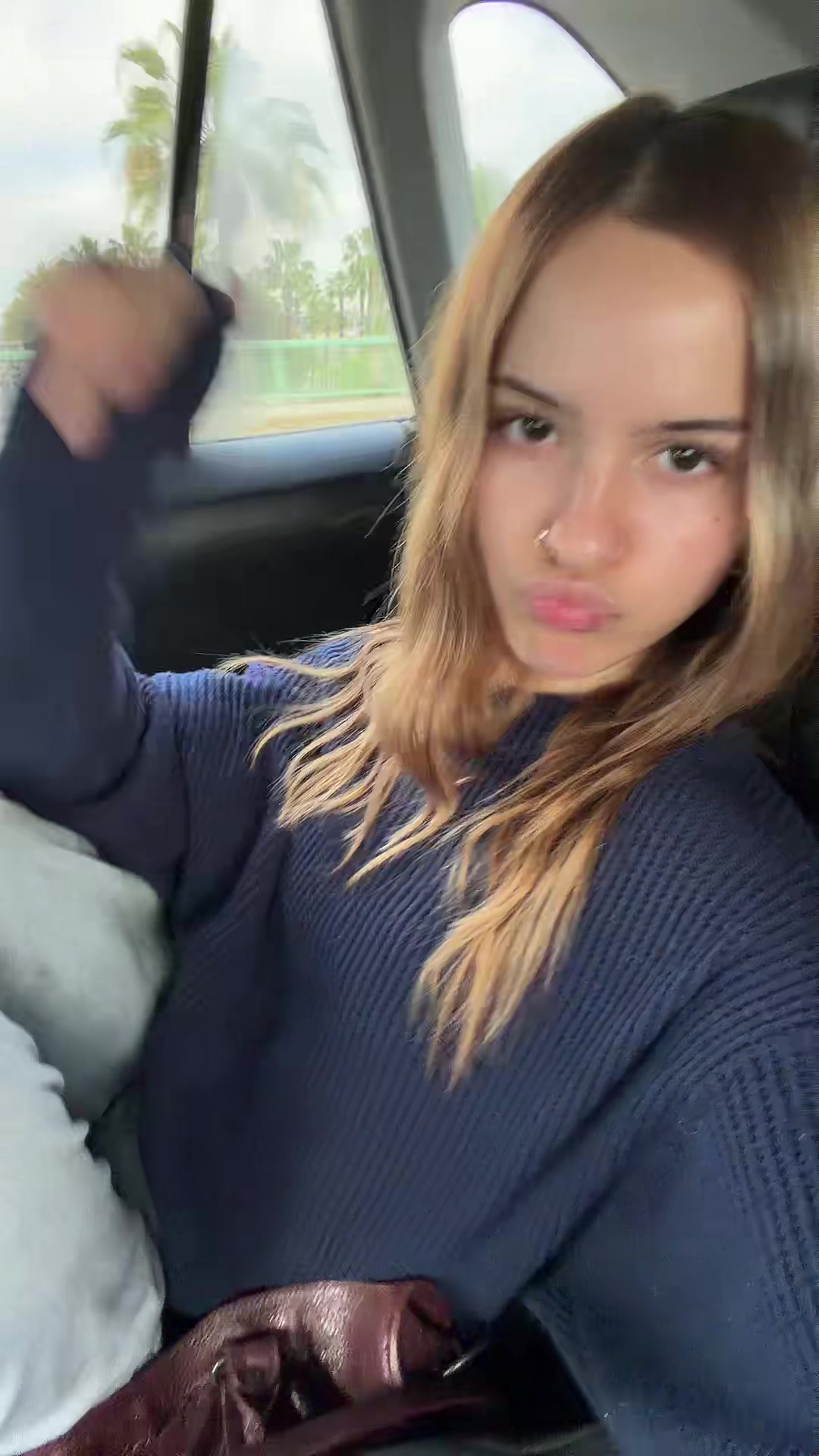 @liia
