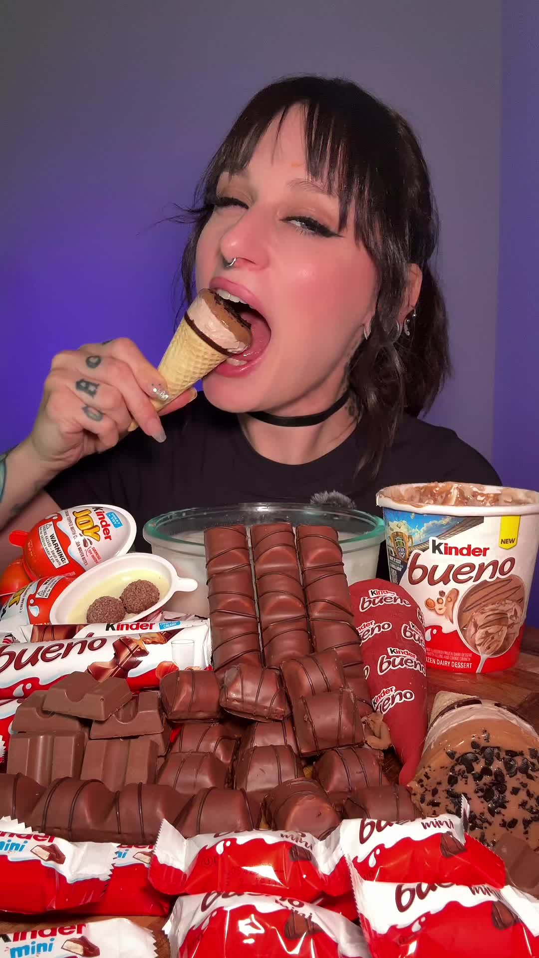 @ItsHungryAmber