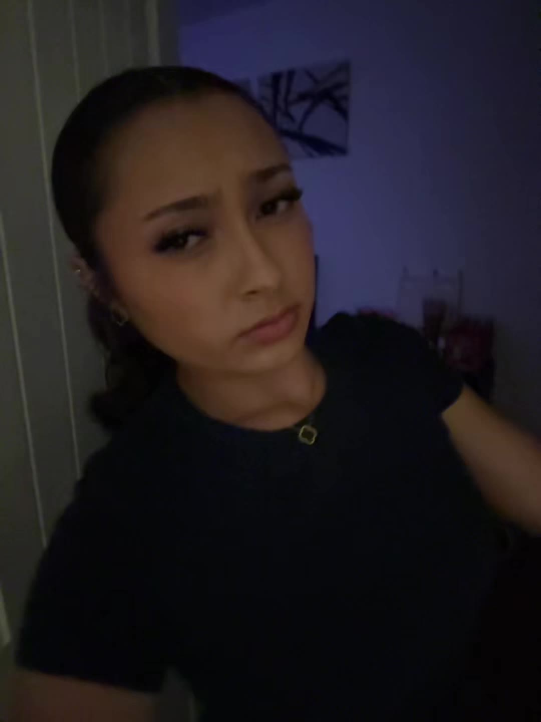 @︎