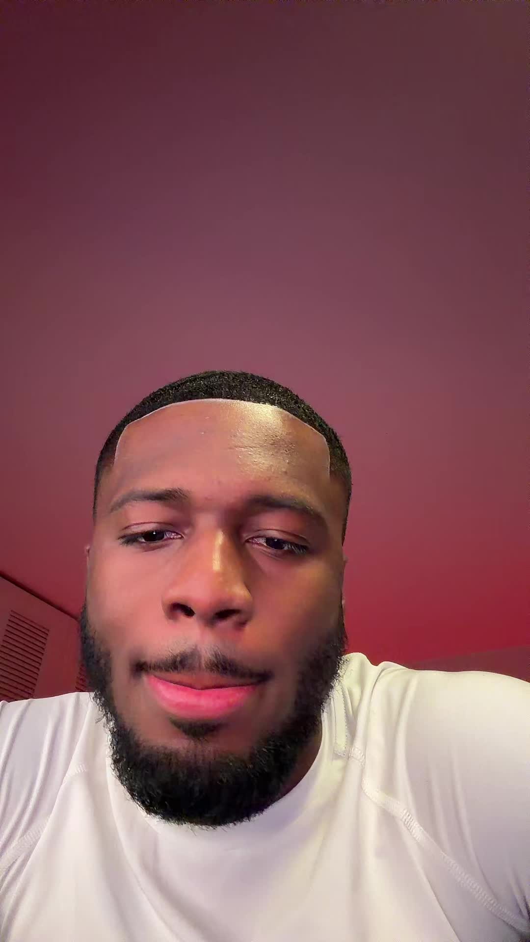 @👾