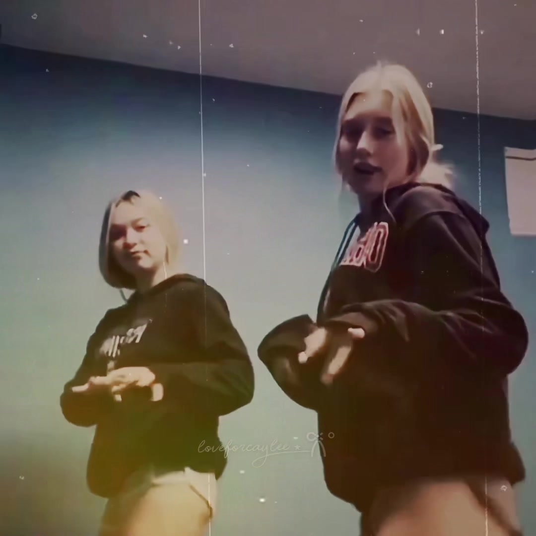 @𝓐𝓷𝓰𝓲𝓮⋆.𐙚 ̊
