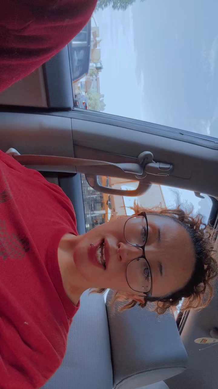 @Elena Raygoza