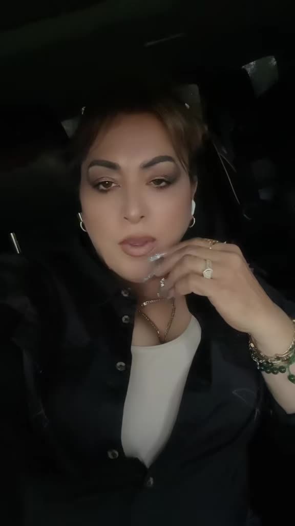 @Herevia1974