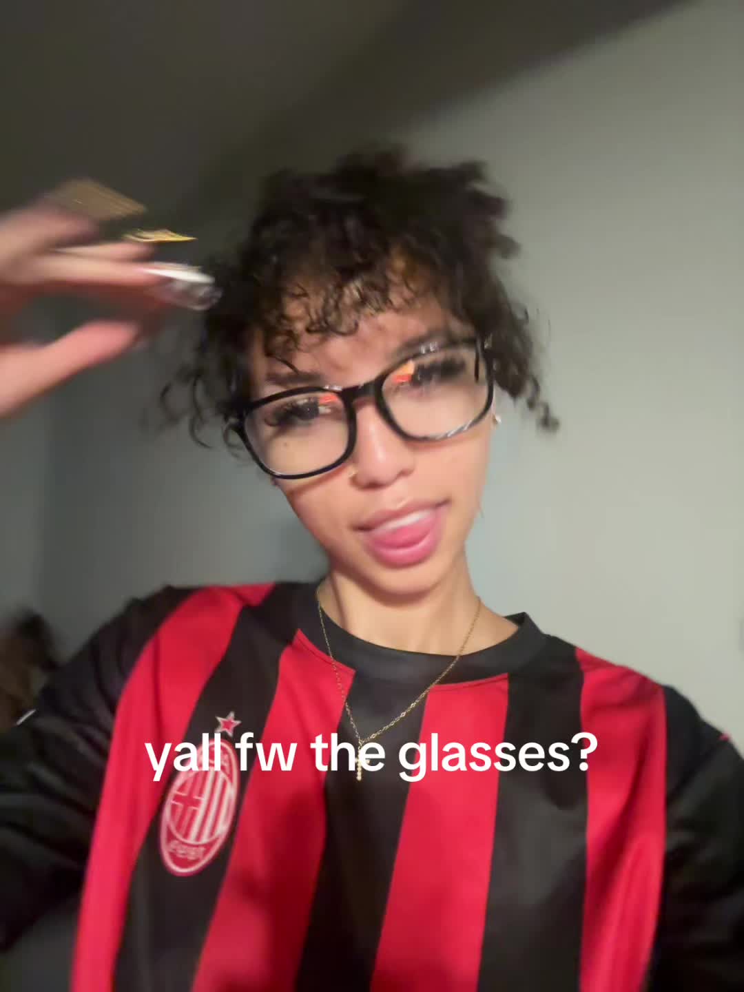 @ᴀɪs.&trade;