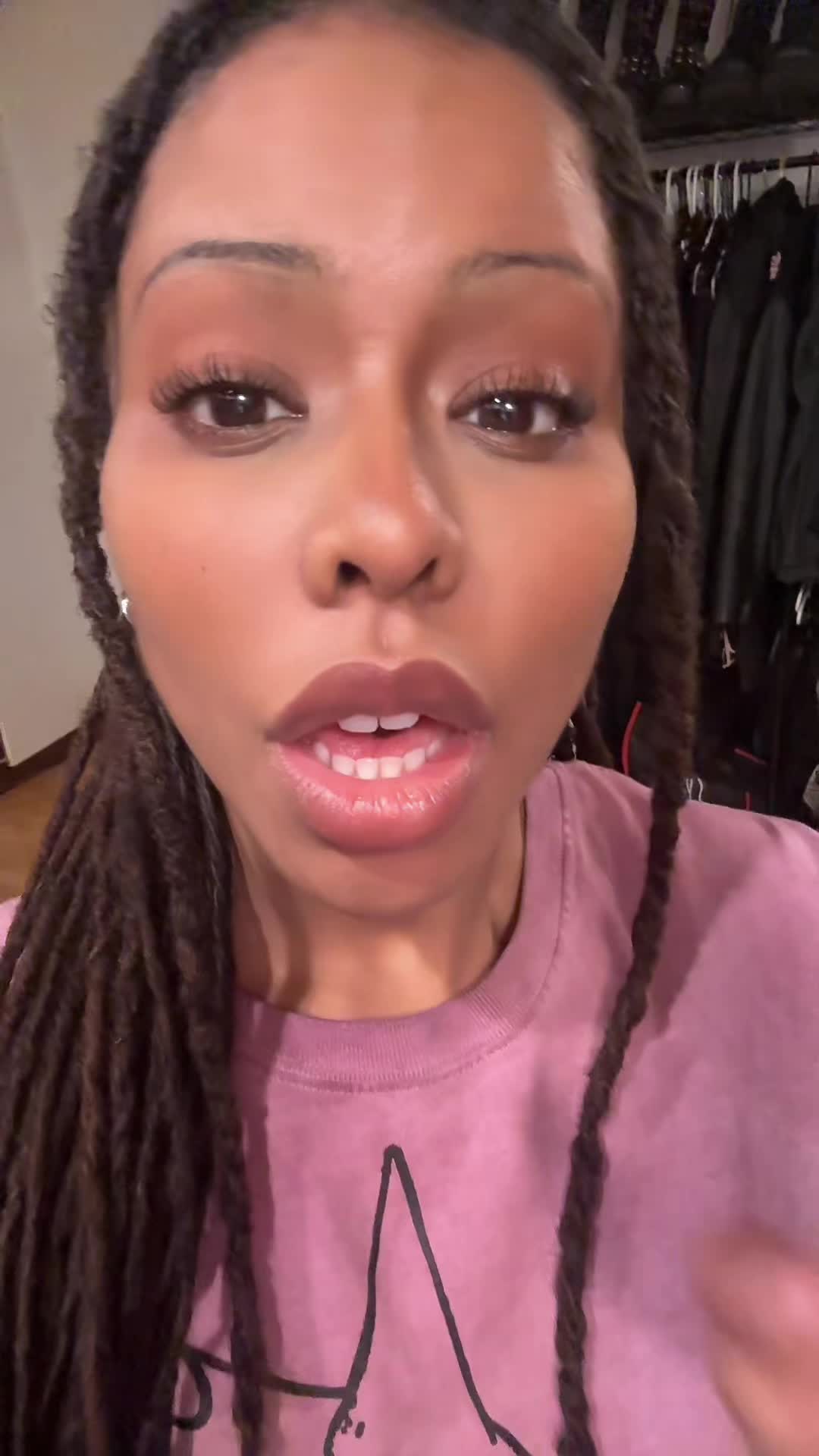 @Kira Noir