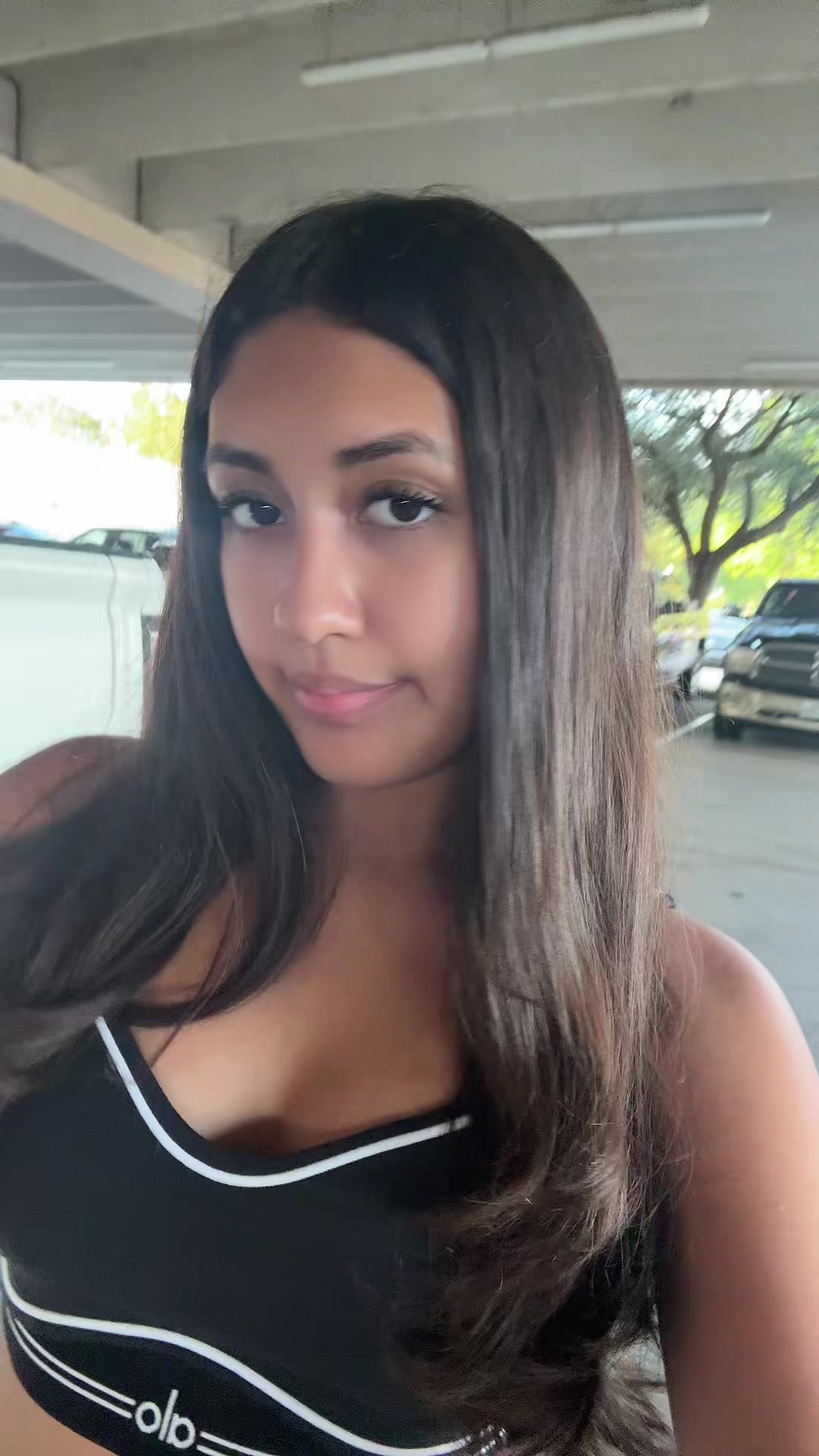 @⊱✿⊰