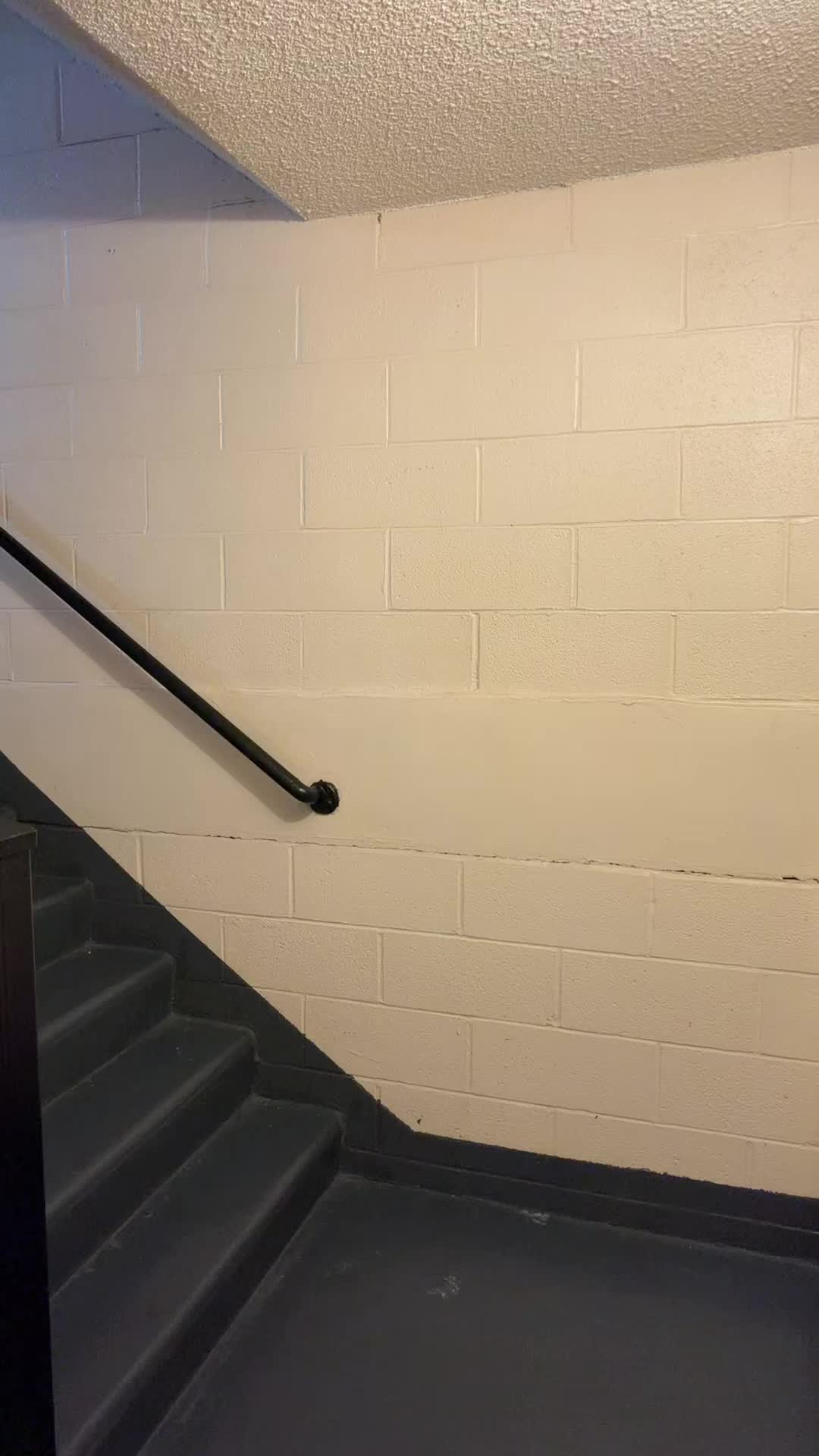 @D