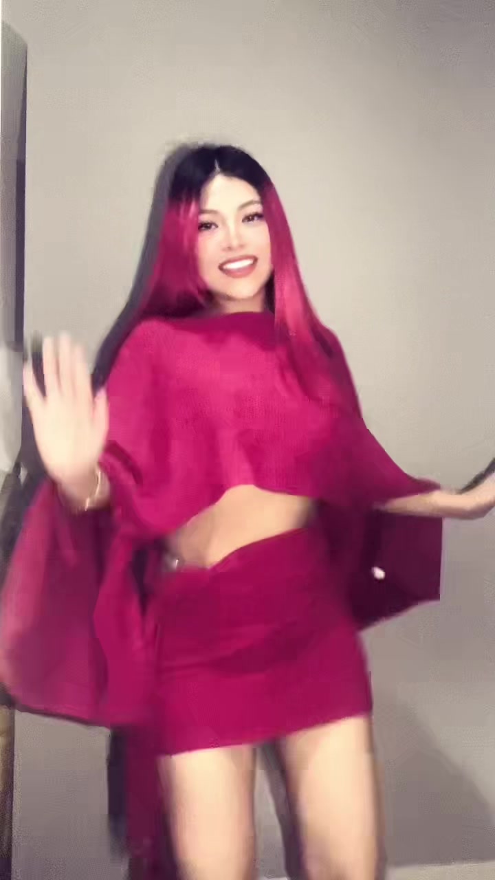 @Alexandra Hernández 400