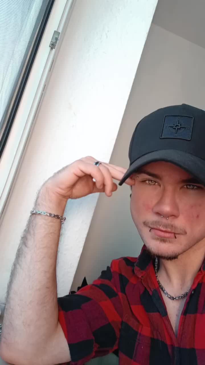 @Sammyboy🖤