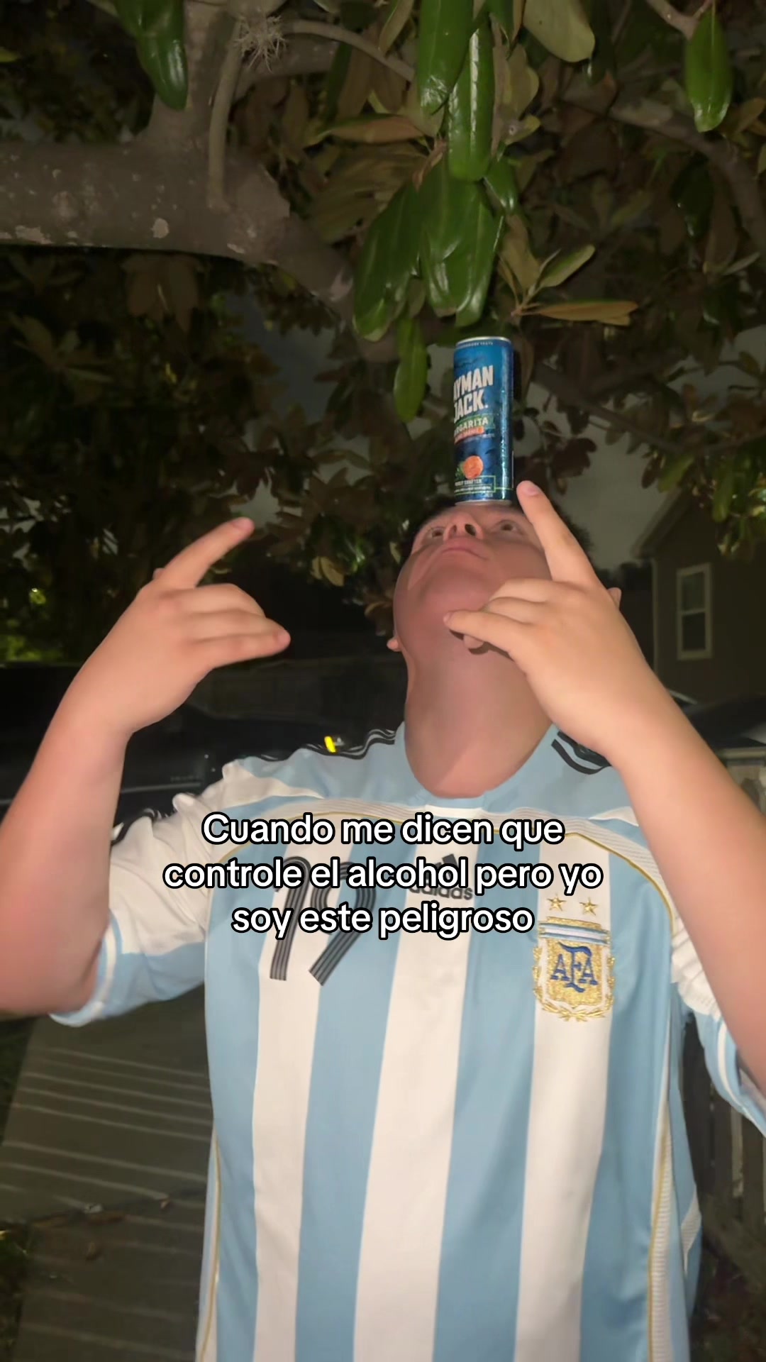 @adrian.guer0