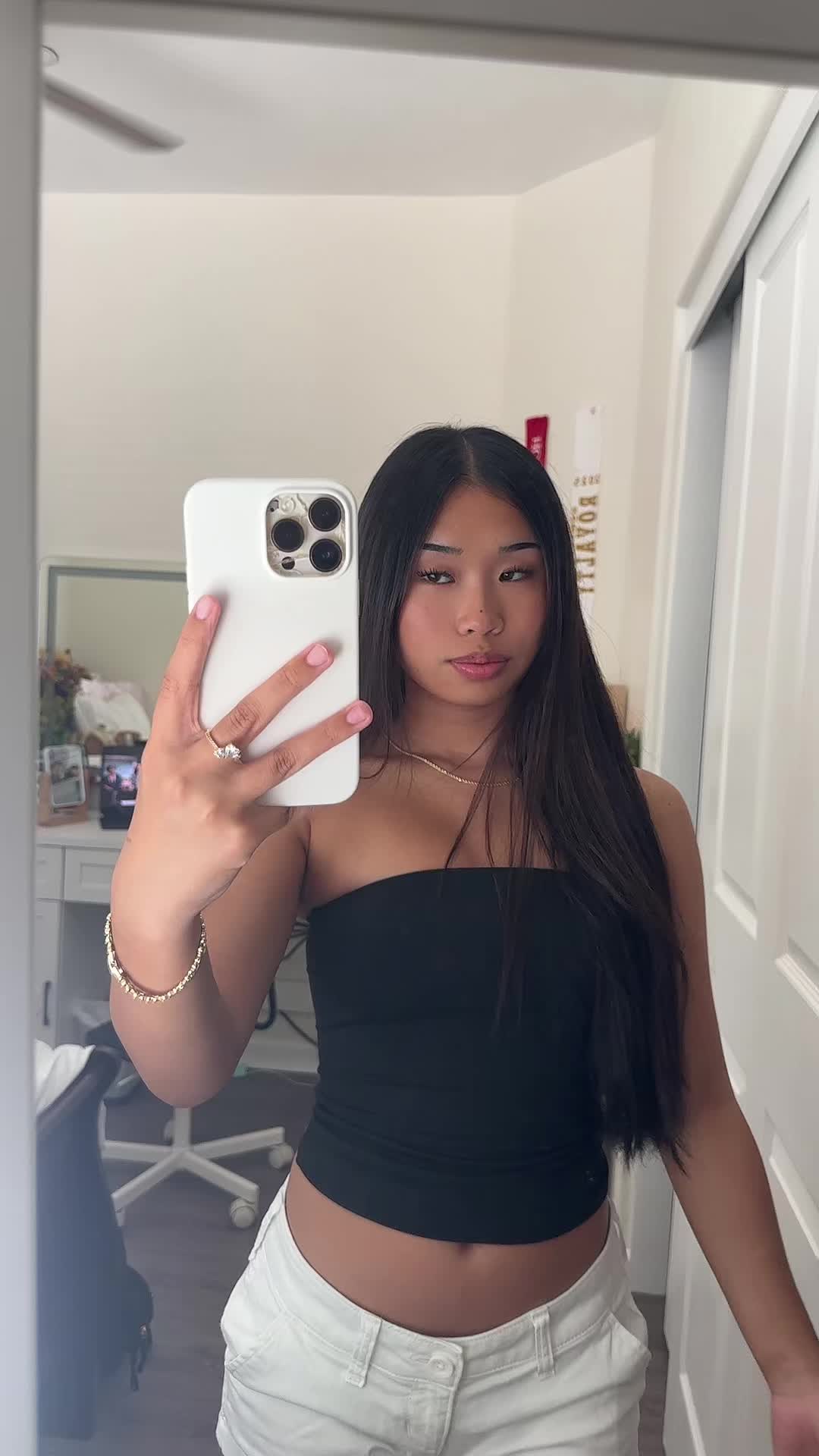@￴￴