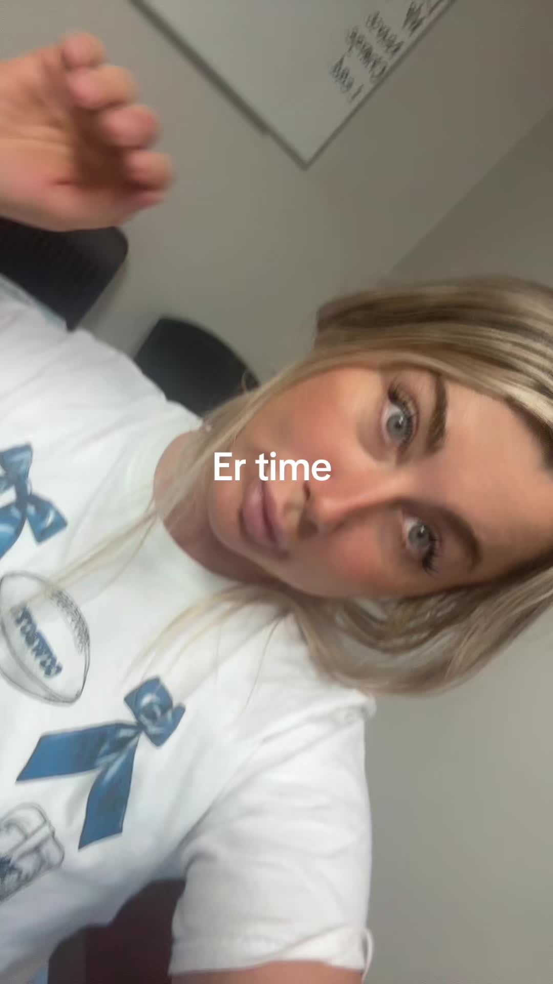 @Laceybarbieee