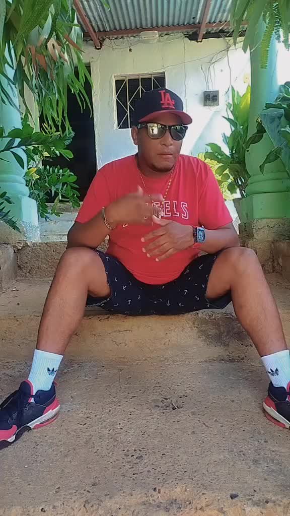 @Negro flow35