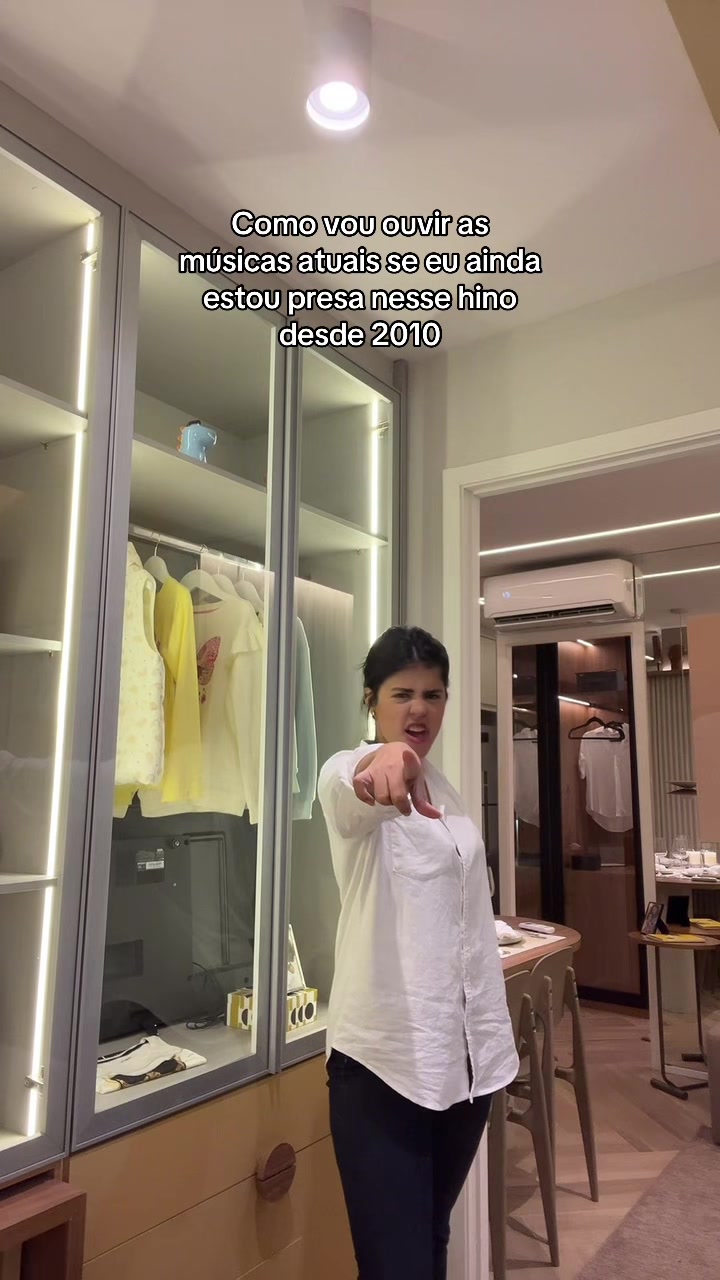 @Fernanda Andrade 🧨