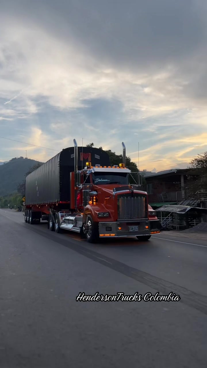 @HendersonTrucks Colombia 