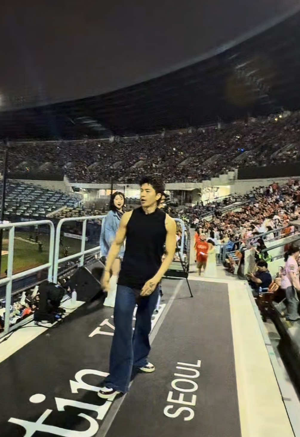 @81 Dad๐ฐ๐ท(Young D)