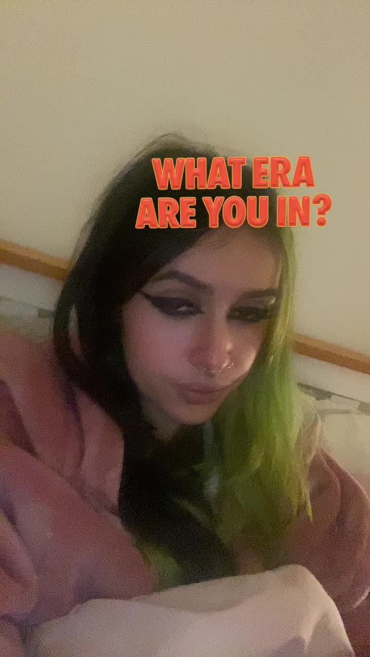 @rachel👽🖤