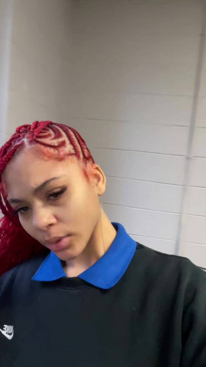 @msthuggiona