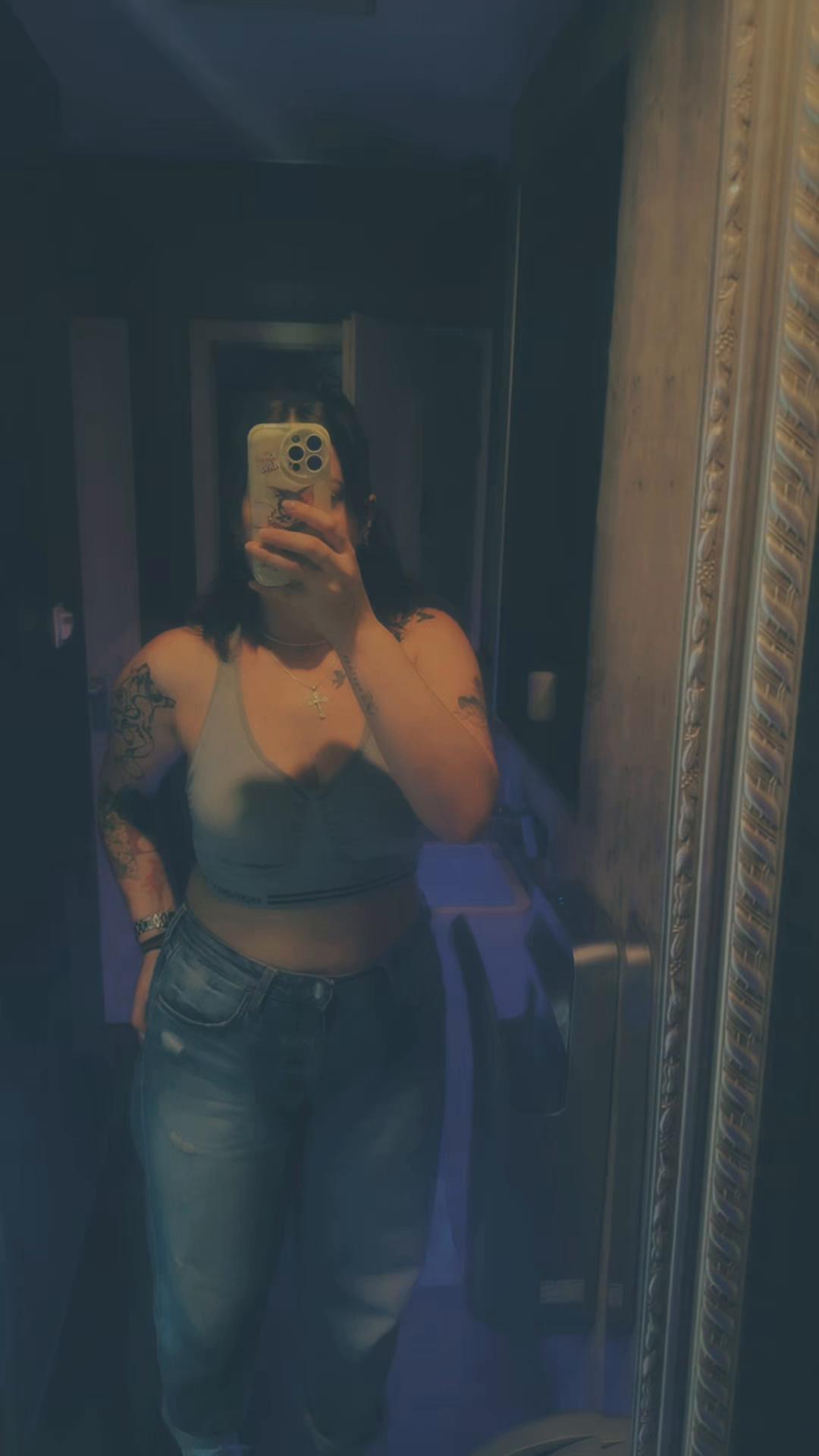 @Eleni ♥️ Laura