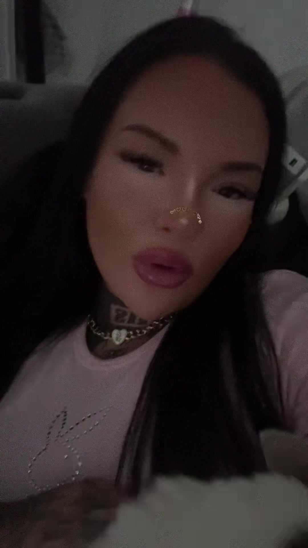 @_melinacurvesss_