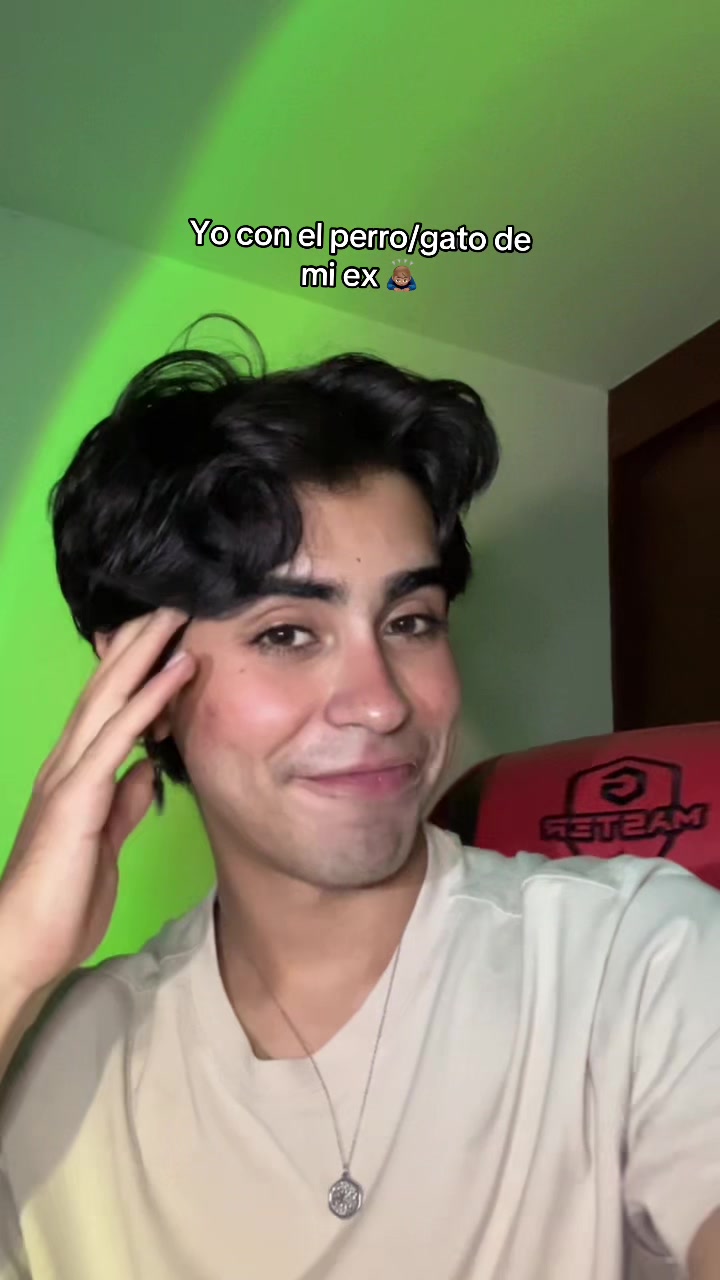@Fer 🦋