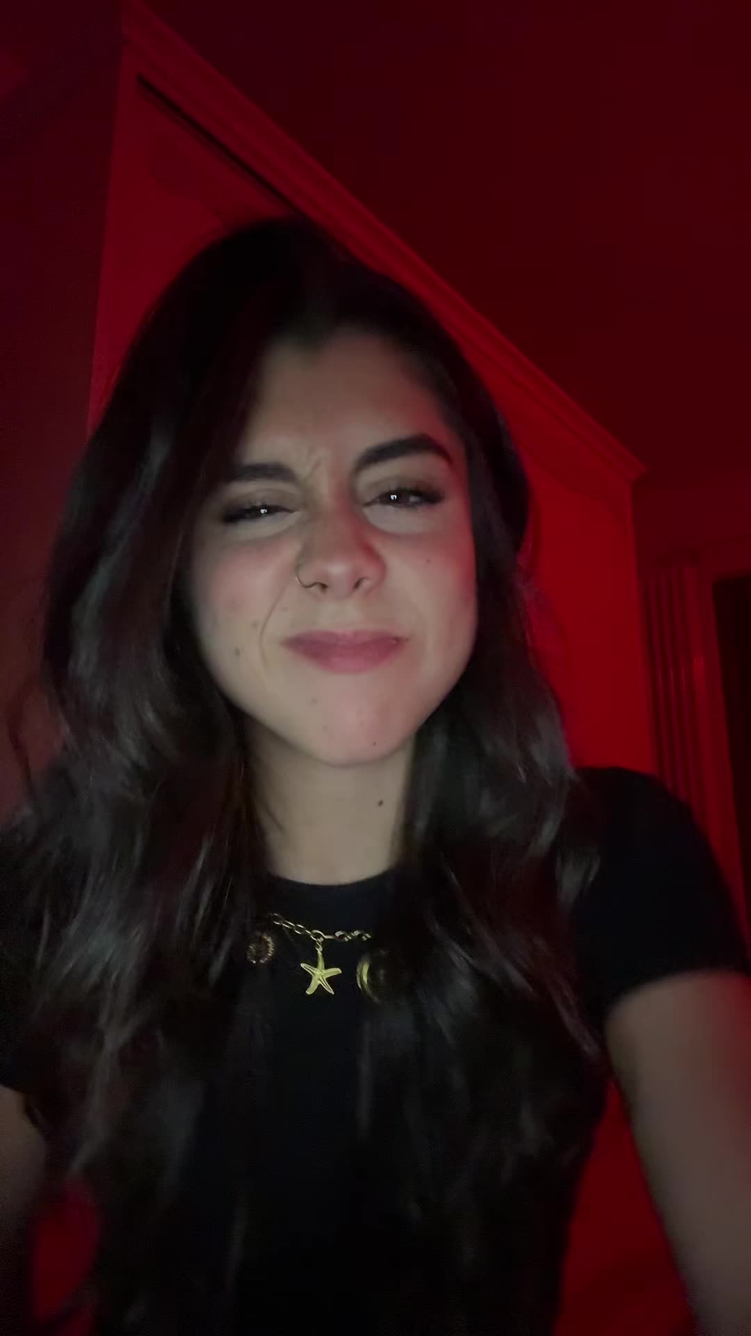 @𝐴𝑟𝑦