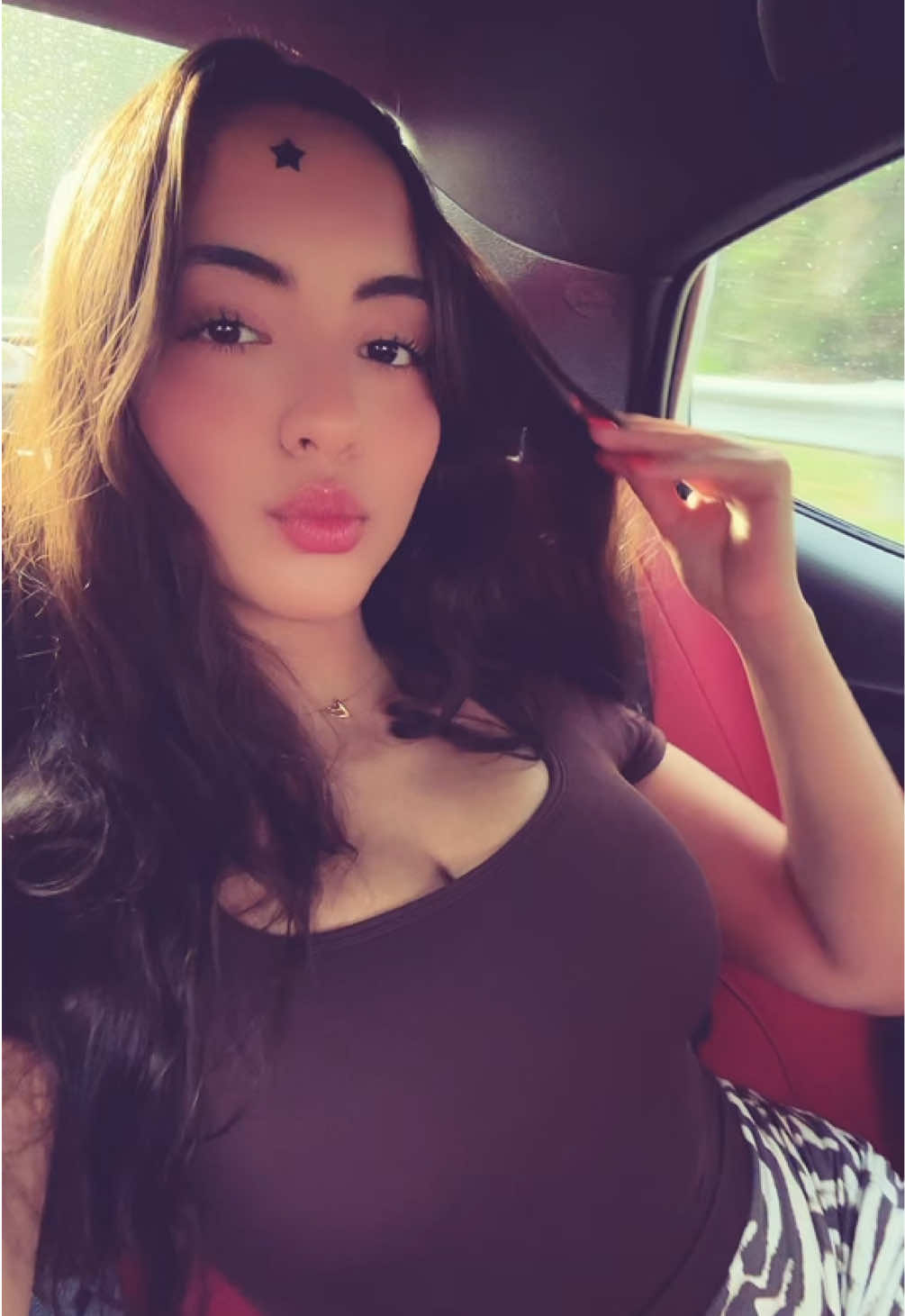 @𝙖𝙣𝙣𝙞𝙚 ★