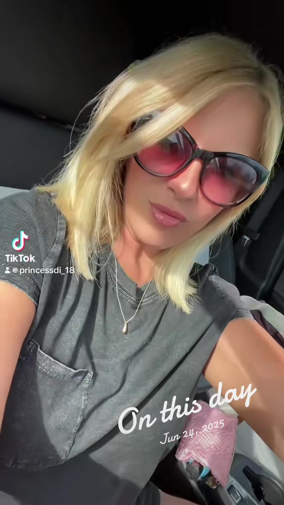 @Di 💕
