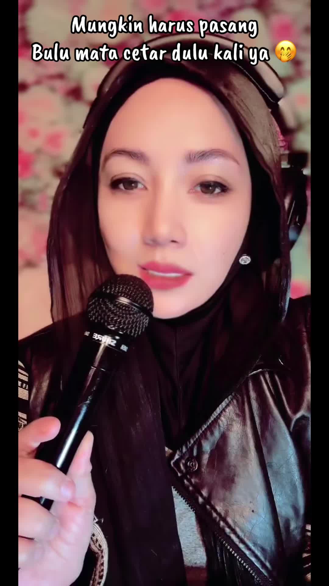 @𝚂𝚑𝚎𝚍