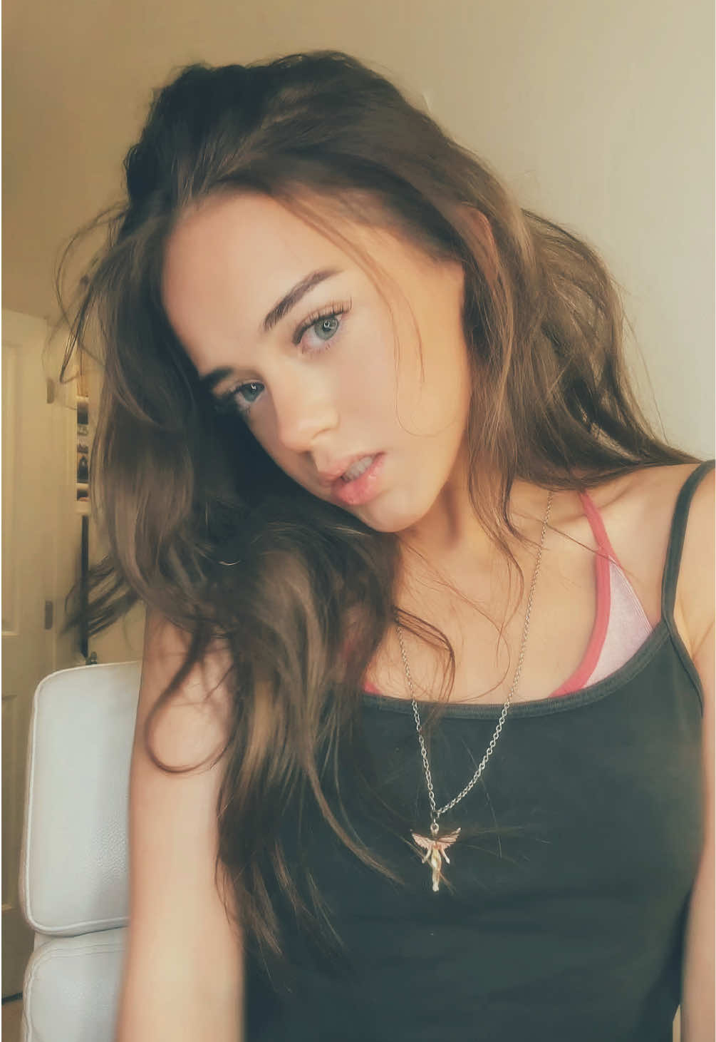 @elly!