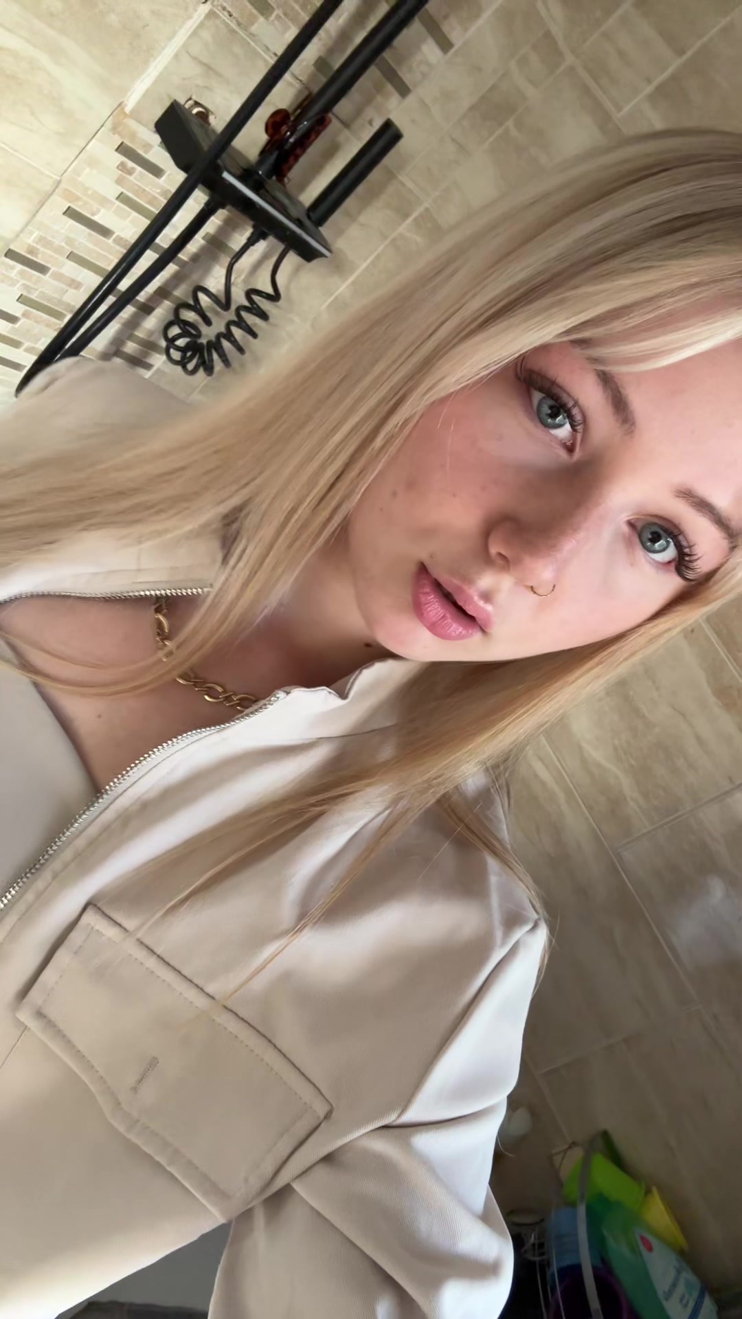 @Kami