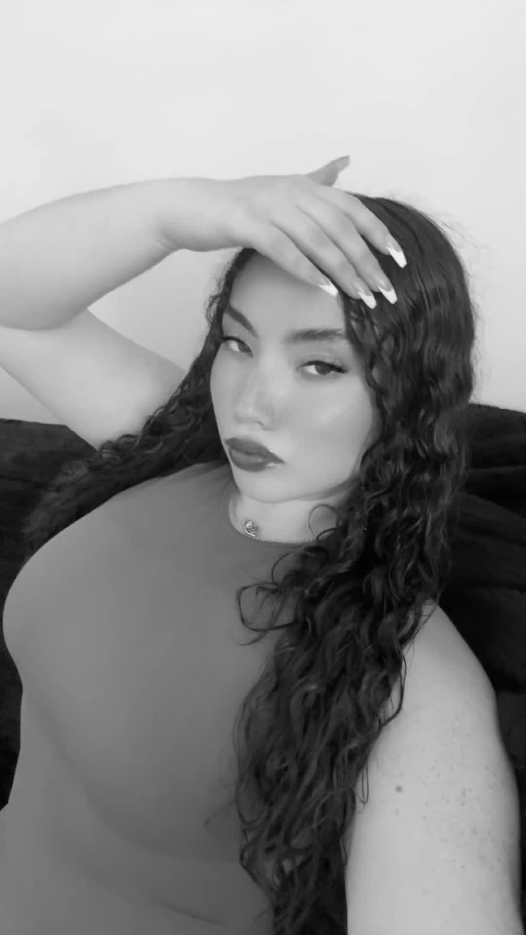 @julianaasalazarr