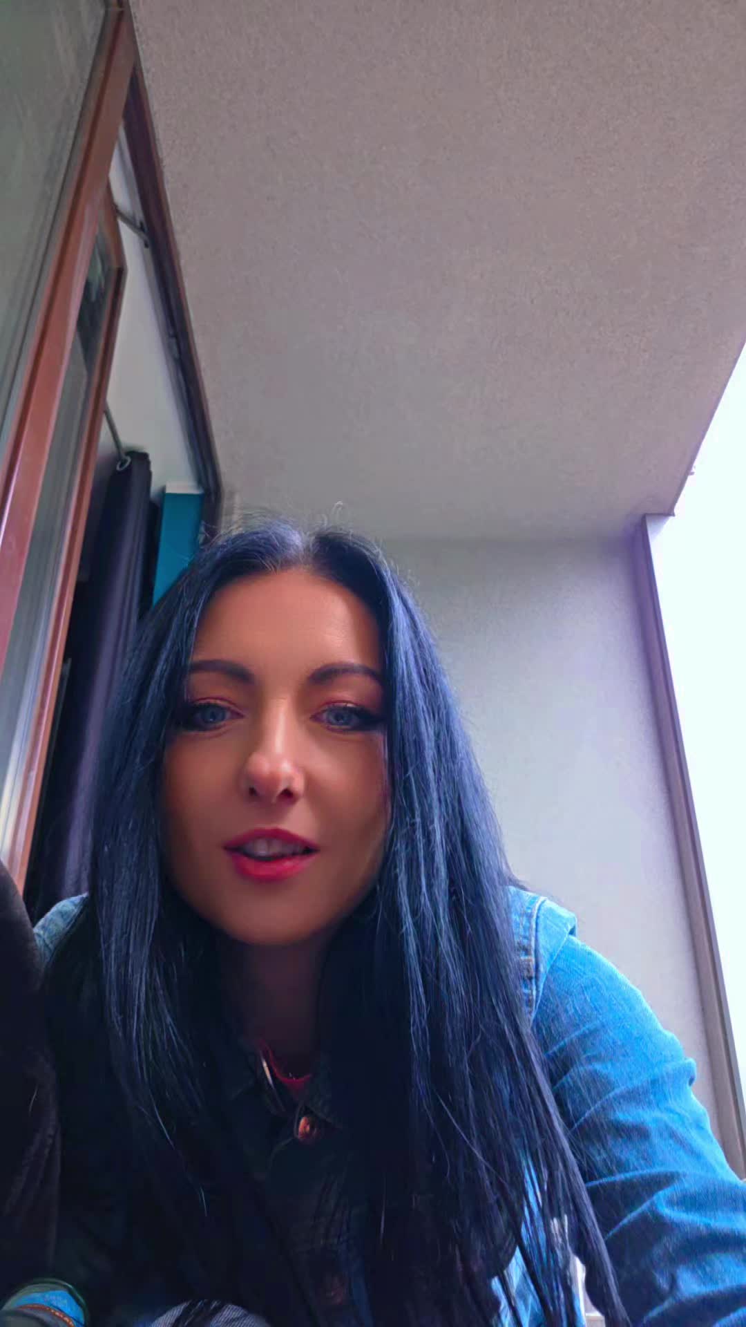 @czarnarewelka